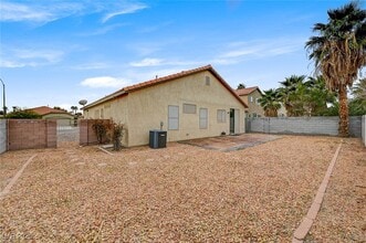 Building Photo - 2914 Pumpkin Harvest Ave