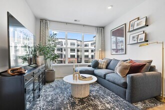 Building Photo - 2000 Schindler Dr