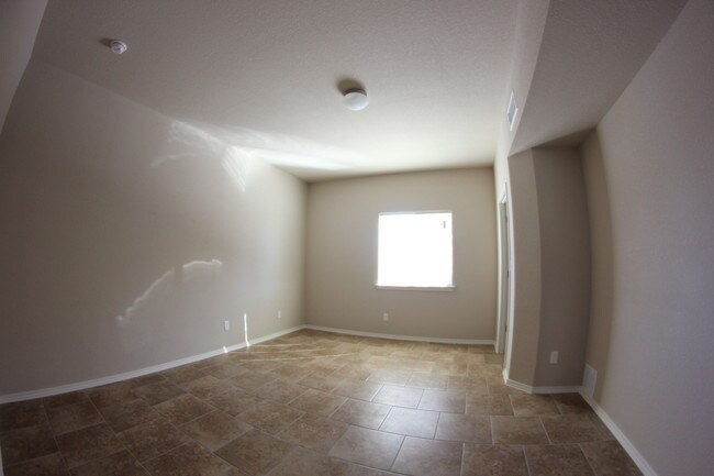 Building Photo - 14306 Gil Reyes Dr