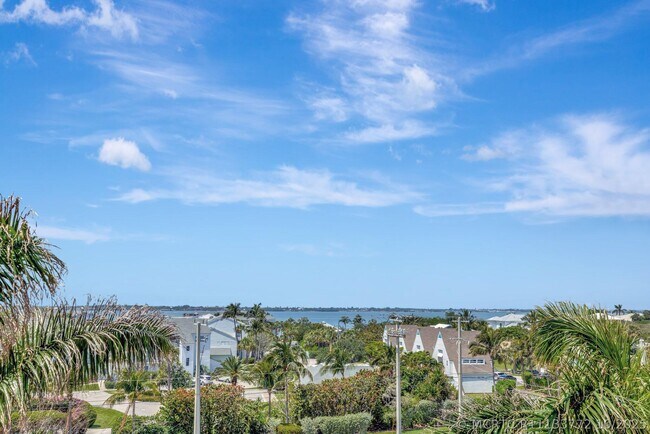 Foto del edificio - 1555 NE Ocean Blvd