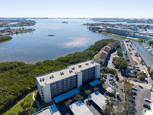 Foto del edificio - 1332 Pasadena Ave S