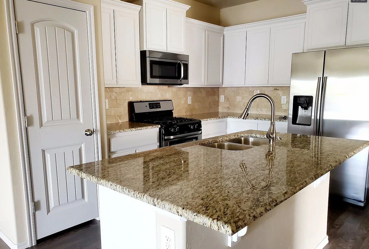 Foto principal - 11202 NW 114th St