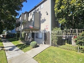 Building Photo - 6673 N Hammond Ave