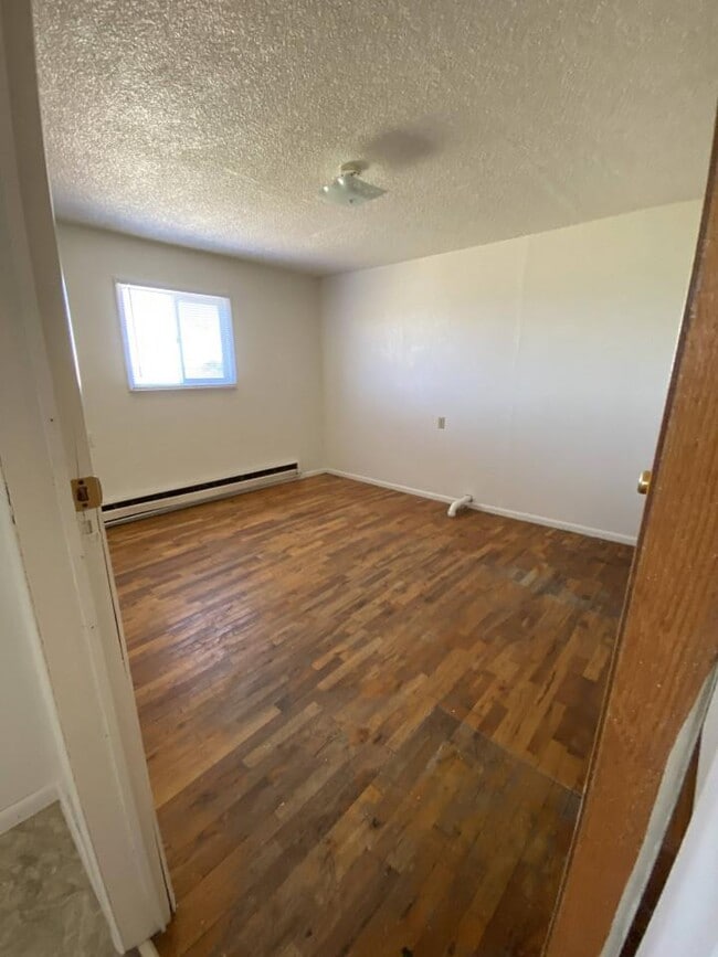 Building Photo - 2 bedroom in Joliet MT 59041