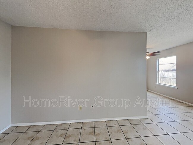 Foto del edificio - 10701 Daryl Cove