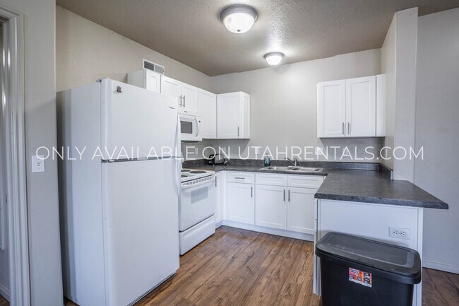 Foto del edificio - 871 E 620 N St