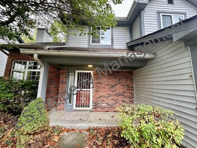 Foto del edificio - 7580 Sycamore Grove Ct