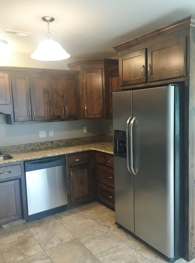 All appliances included - 1614 College Street