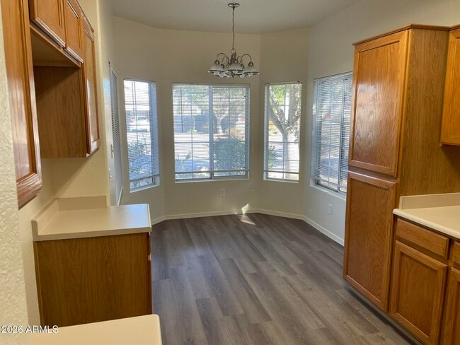 Building Photo - 1933 W Thompson Way