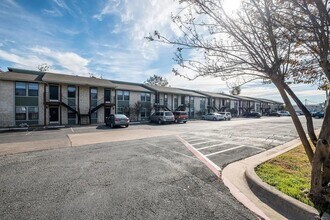 Building Photo - 1111 Sunrise Rd