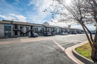 Building Photo - 1111 Sunrise Rd