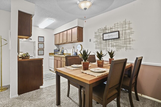 1 Bedroom Dining Room - Raintree Apts.