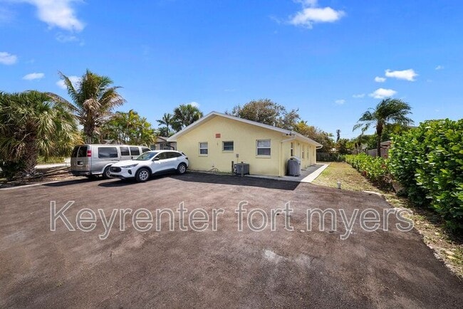 Foto del edificio - 4339 Mariner Rd