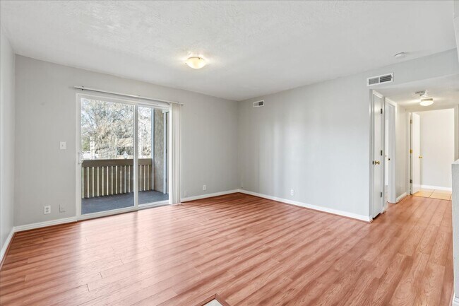 Foto del edificio - 1285 E Ridge Meadow Ln