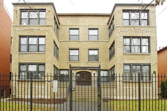 Primary Photo - 4442 N Magnolia Ave