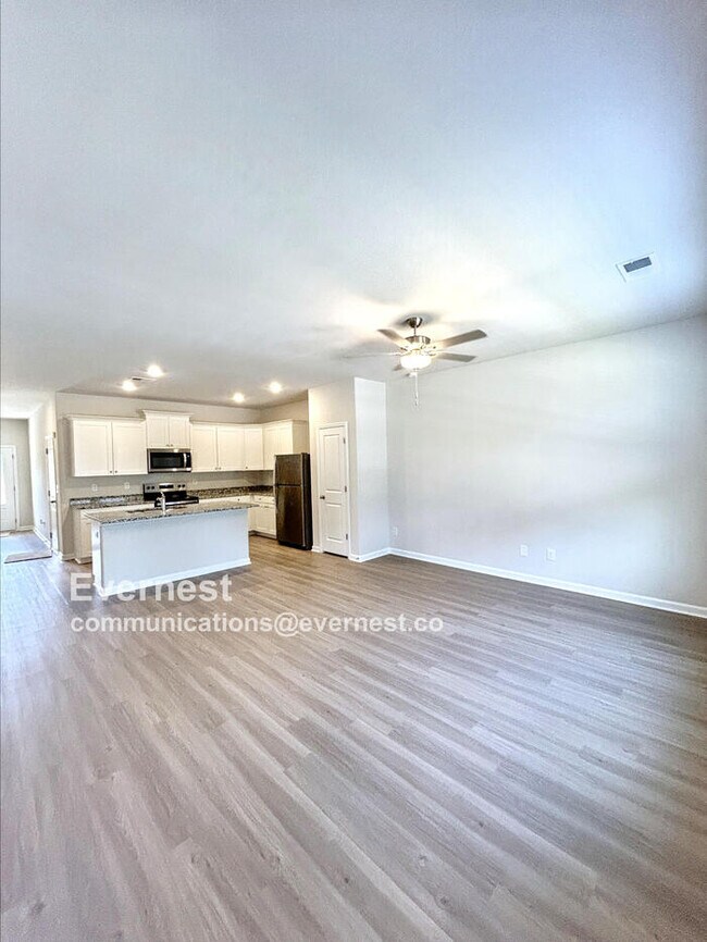 Foto del edificio - 2164 Willow Gln Dr