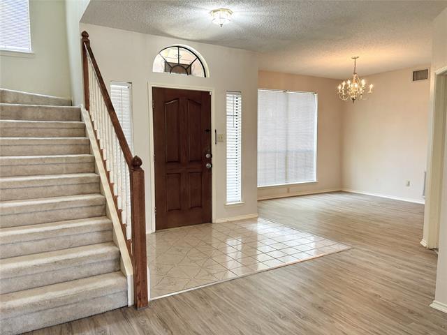 Foto del edificio - 6106 Homewood Ave
