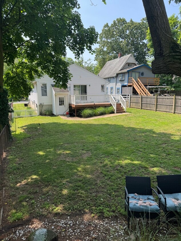 Primary Photo - 125 Brown St