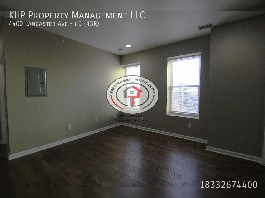 Primary Photo - ONE MONTH FREE RENT! Beautiful 1 Bedroom A...