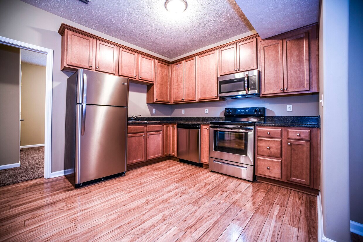 Foto principal - 109 Silver Creek Ct
