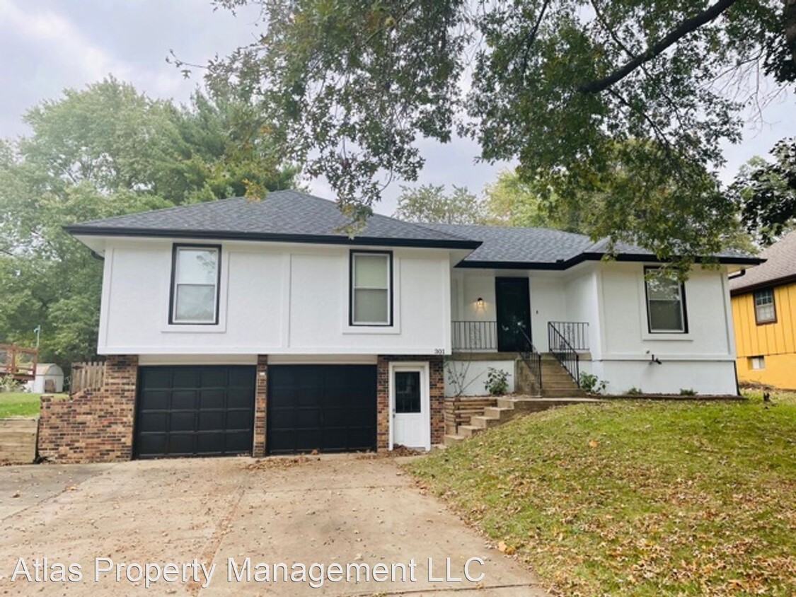 Primary Photo - 3 br, 2 bath House - 301 NE Keystone Dr