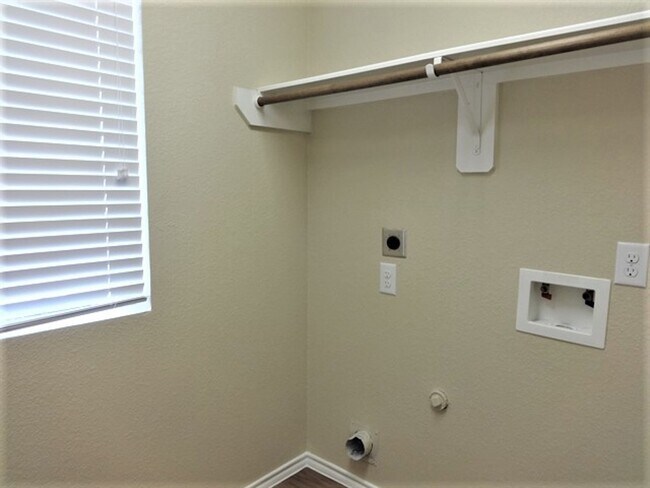 Foto del edificio - 20415 Shiloh Mist Ln