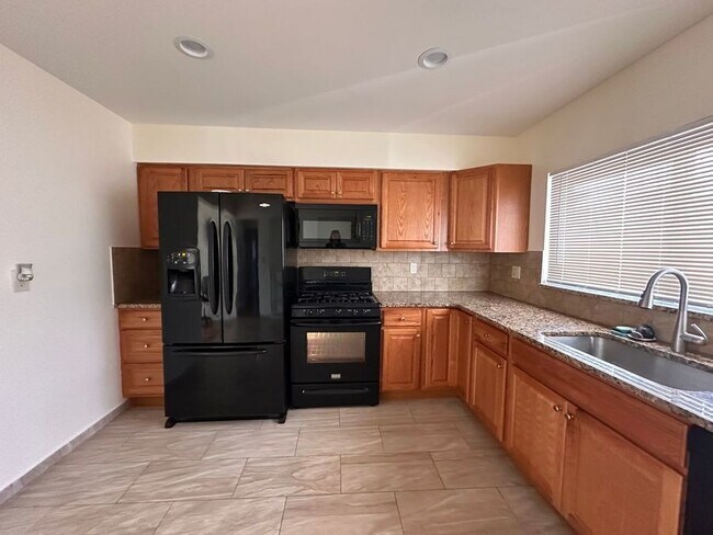 Building Photo - 34256 Viceroy-