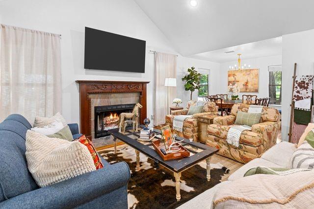 Foto del edificio - 501 Mulberry St