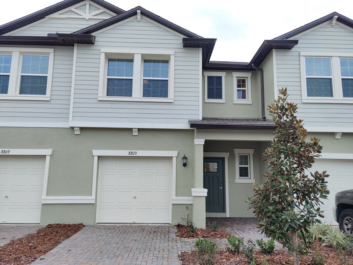 Foto principal - 8873 Gallantree Pl