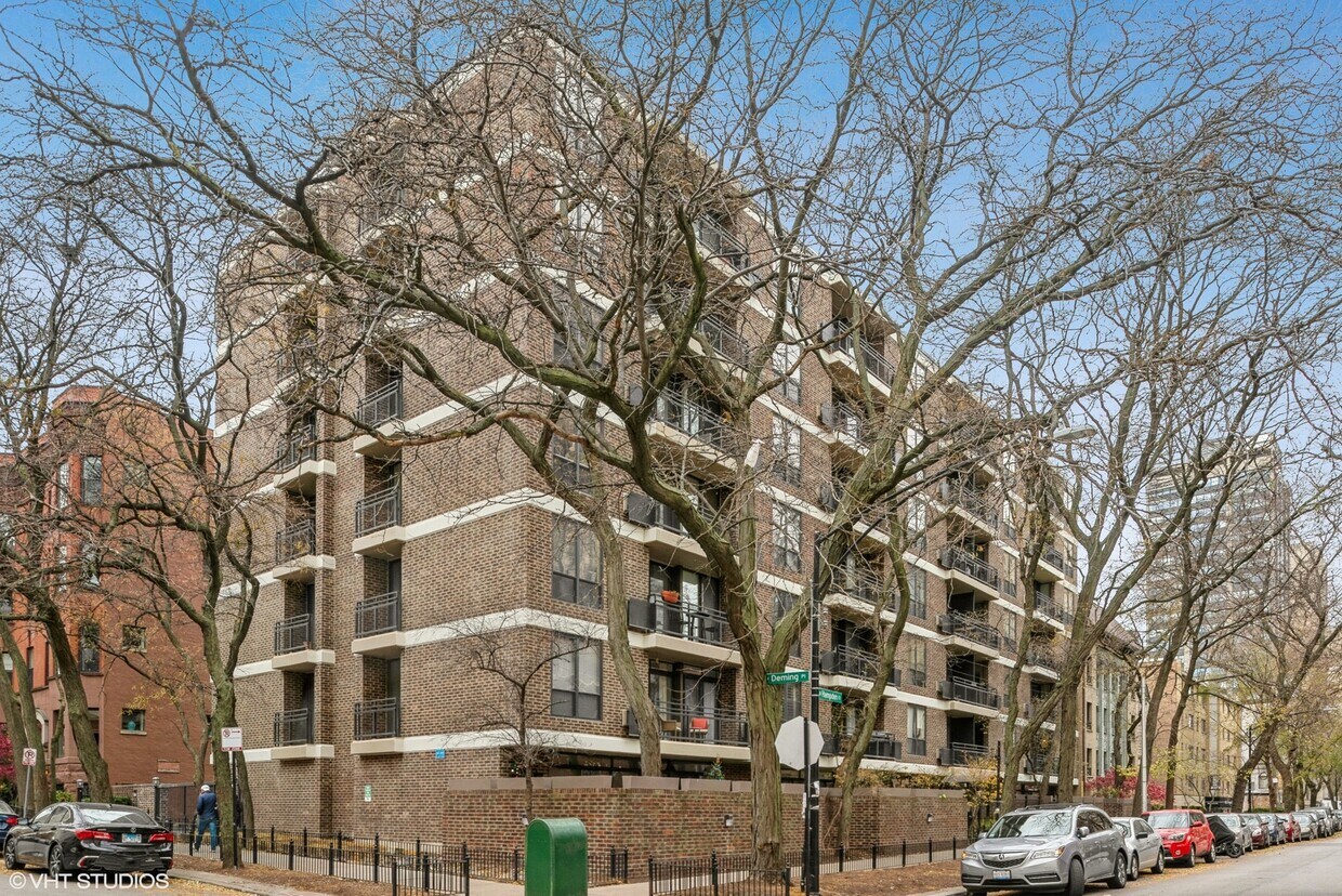 Foto principal - 2600 N Hampden Ct