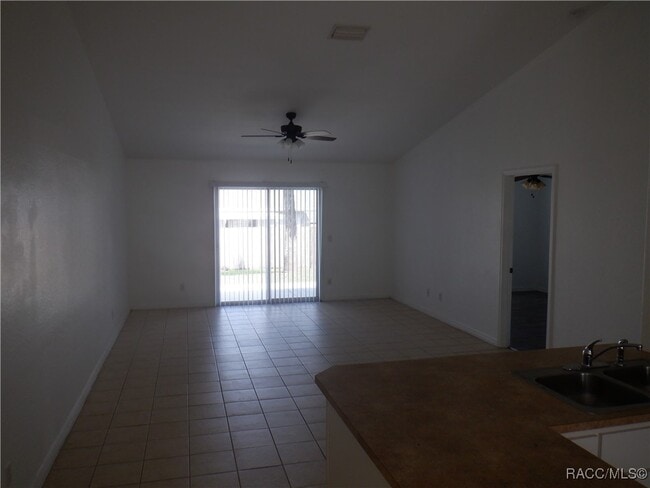 Building Photo - 2002 Silverwood St