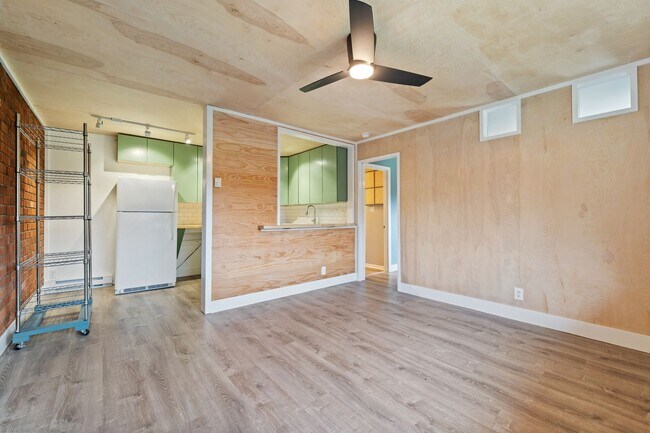Foto del edificio - Newly Updated 1 Bed 1 Bath Condo in Carrbo...
