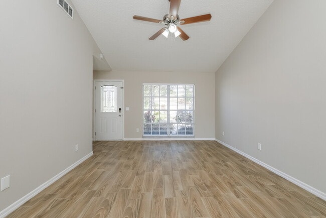 Building Photo - 9715 Little Pond Way