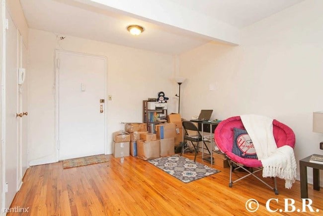 Building Photo - 131 74th St