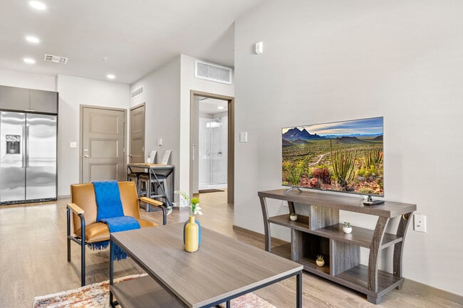 Building Photo - 7200 N 91st Ave