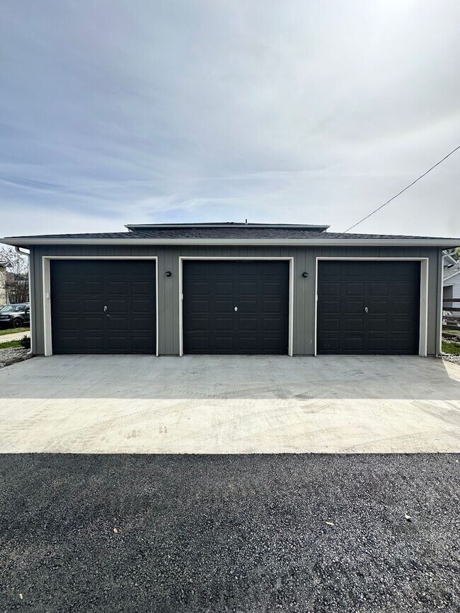 Foto del edificio - 1201 - 1205 N Cannon St.