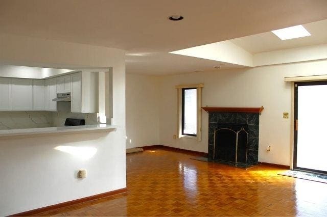 Foto del edificio - 806 Spinnaker Ct