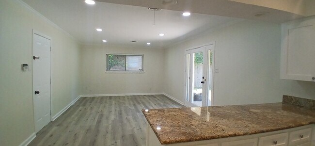 Foto del edificio - Beautiful 3 beds 2 baths in Grand Prairie!