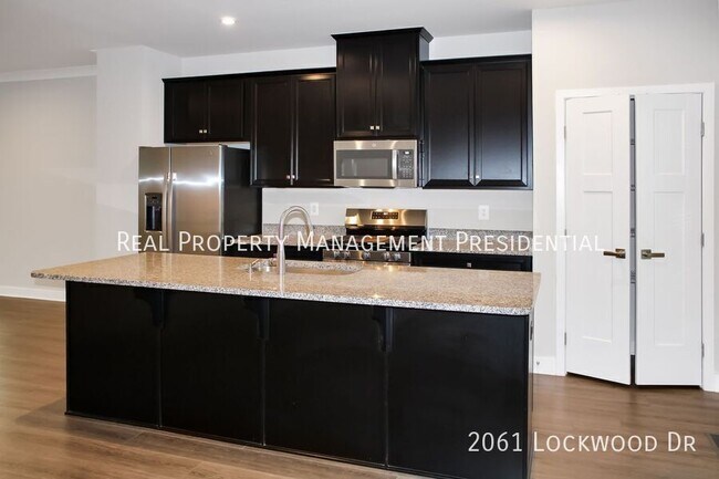 Building Photo - 2061 Lockwood Dr