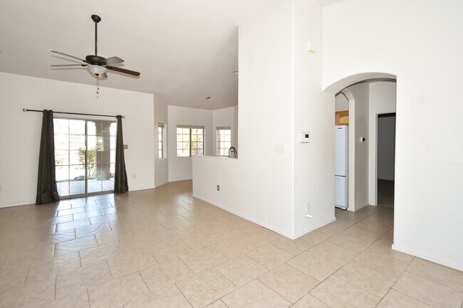 Foto del edificio - 9644 37th St