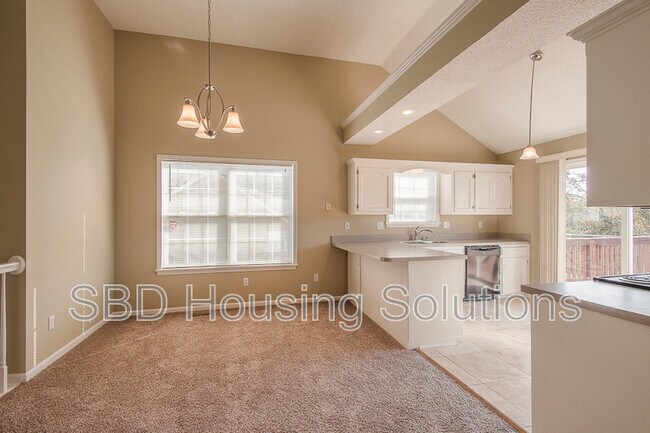 Building Photo - 7215 E 133rd Cir