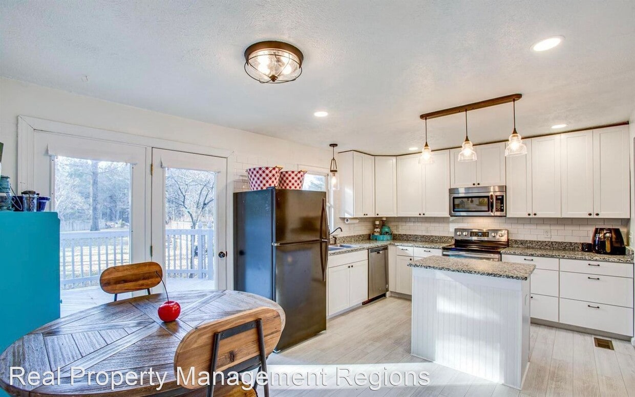Primary Photo - 3 br, 1 bath House - 4042 Novum Dr.