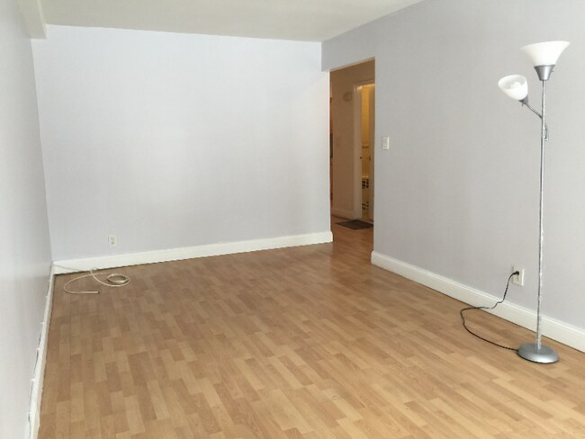 Building Photo - 32-28 73rd St