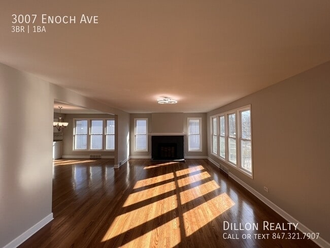 Building Photo - 3007 Enoch Ave