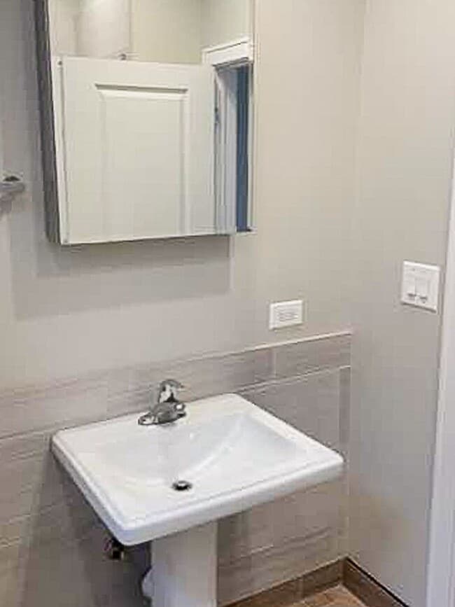 Foto del edificio - 4863 N Paulina St