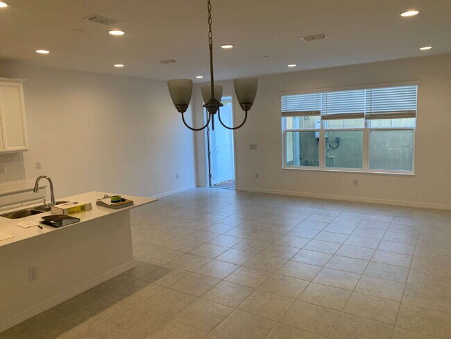 Foto del edificio - 6310 Goldcoast Ave