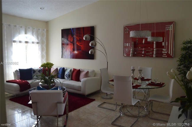 Foto del edificio - 8615 NW 189th Ln