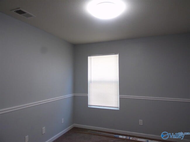 Building Photo - 15347 Mill Valley Dr
