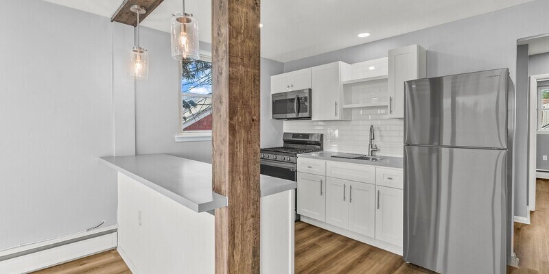 Primary Photo - 1429 Bleigh Ave 2nd Fl