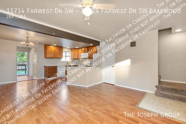 Building Photo - 11714 Farwest Dr SW